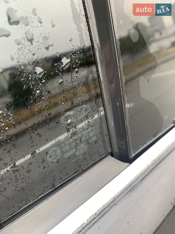 Седан Ford Mondeo 2005 в Києві