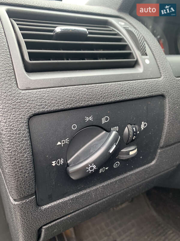 Седан Ford Mondeo 2005 в Києві