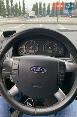 Седан Ford Mondeo 2005 в 