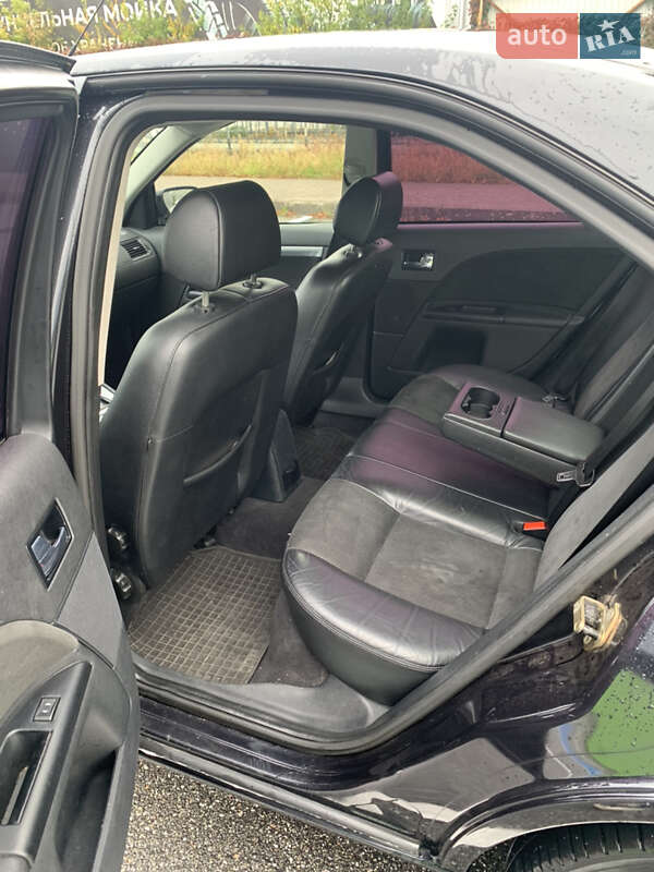 Седан Ford Mondeo 2005 в Києві