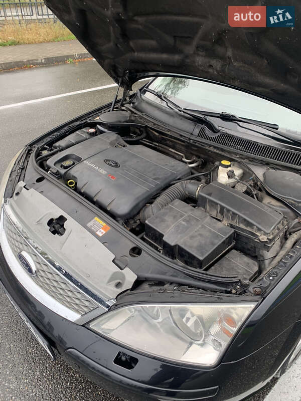 Седан Ford Mondeo 2005 в Києві