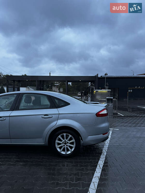 Седан Ford Mondeo 2007 в Виннице