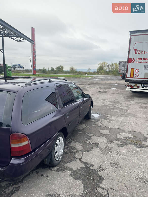 Универсал Ford Mondeo 1997 в Золочеве