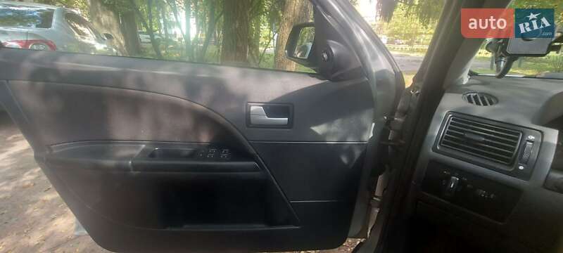 Седан Ford Mondeo 2002 в Кременчуге