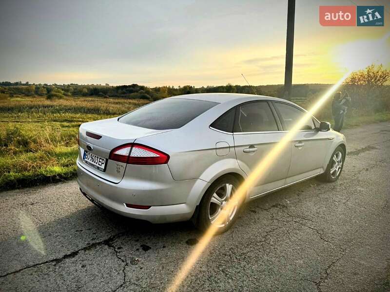 Седан Ford Mondeo 2008 в 