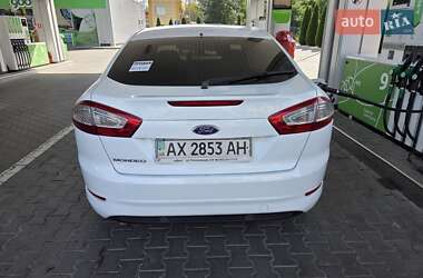 Лифтбек Ford Mondeo 2013 в 