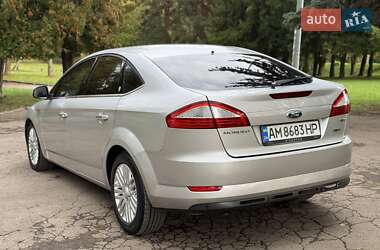 Лифтбек Ford Mondeo 2007 в 