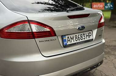 Лифтбек Ford Mondeo 2007 в 