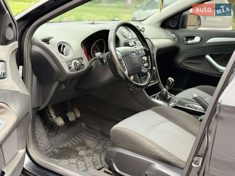 Ліфтбек Ford Mondeo 2007 в Міжгір'ї