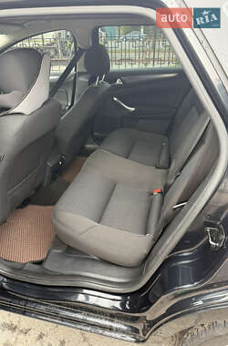 Универсал Ford Mondeo 2011 в 