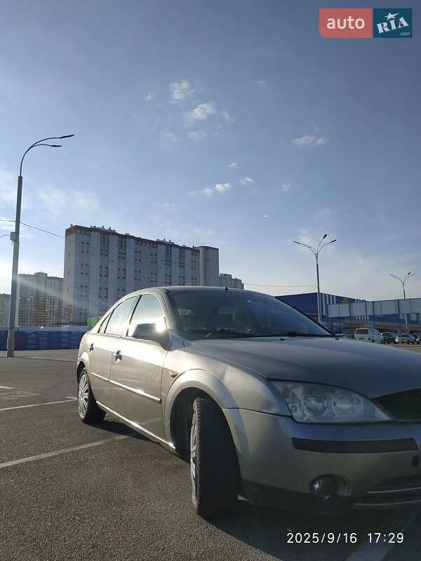Ліфтбек Ford Mondeo 2001 в Києві фото 12 Ліфтбек Ford Mondeo 2001 в Києві