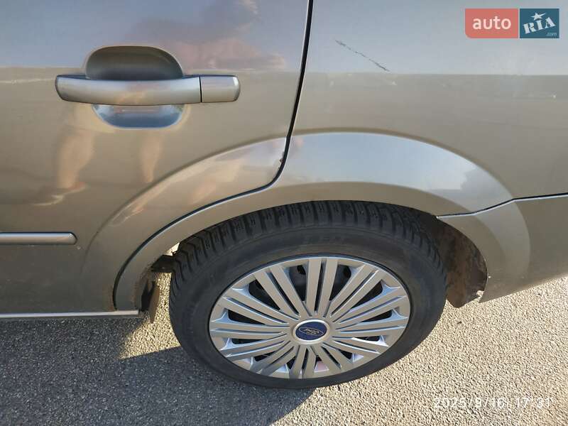 Ліфтбек Ford Mondeo 2001 в Києві фото 35 Ліфтбек Ford Mondeo 2001 в Києві
