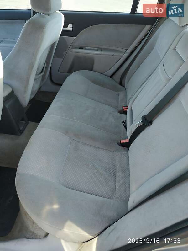 Ліфтбек Ford Mondeo 2001 в Києві фото 56 Ліфтбек Ford Mondeo 2001 в Києві