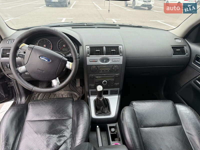 Седан Ford Mondeo 2006 в Львове