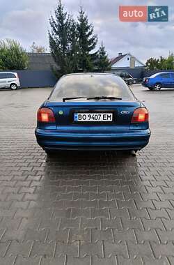 Лифтбек Ford Mondeo 1994 в 