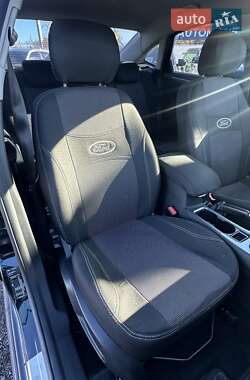 Седан Ford Mondeo 2011 в 