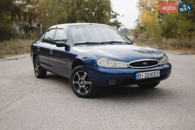 Лифтбек Ford Mondeo 1998 в Кременчуге
