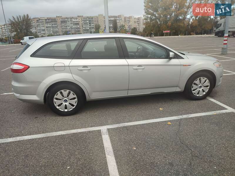 Универсал Ford Mondeo 2010 в Киеве