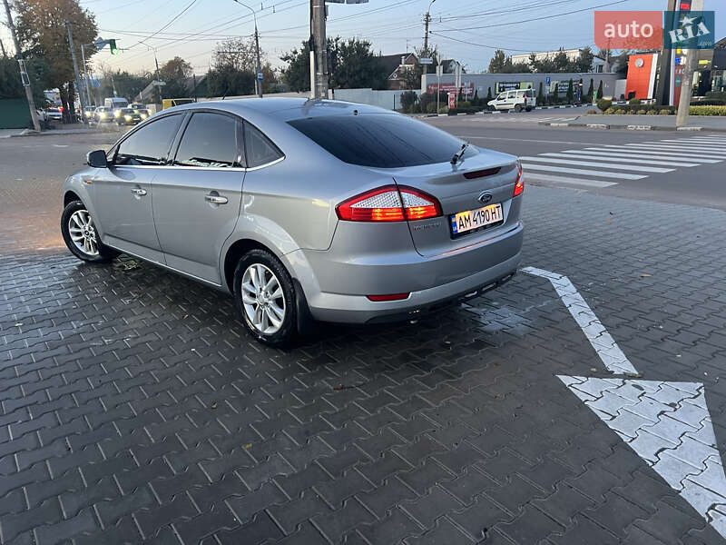 Лифтбек Ford Mondeo 2009 в Славгороде