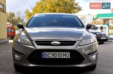 Седан Ford Mondeo 2011 в 