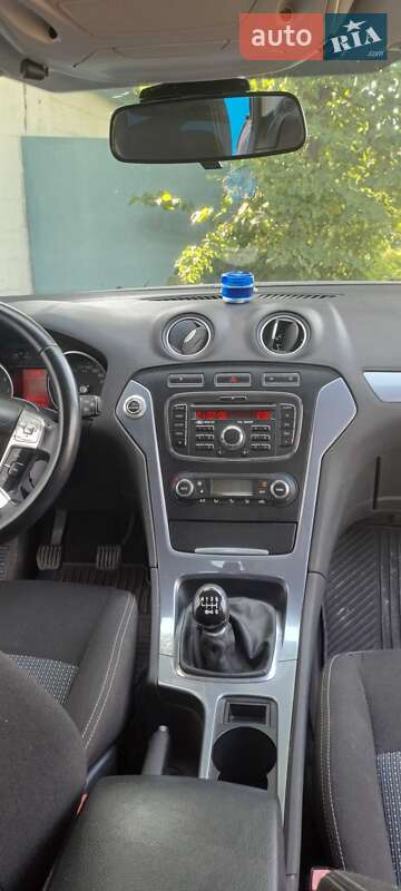 Седан Ford Mondeo 2011 в Харкові