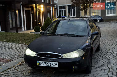 Ліфтбек Ford Mondeo 1997 в 