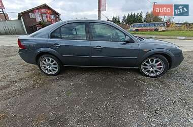 Лифтбек Ford Mondeo 2002 в  фото 7 Лифтбек Ford Mondeo 2002 в