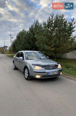 Лифтбек Ford Mondeo 2006 в 