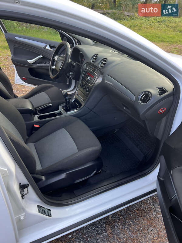 Седан Ford Mondeo 2011 в Хусте фото 15 Седан Ford Mondeo 2011 в Хусте