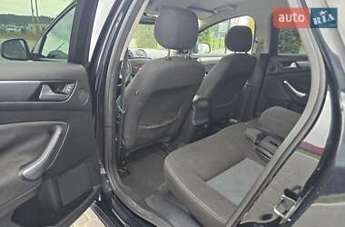 Ліфтбек Ford Mondeo 2011 в 