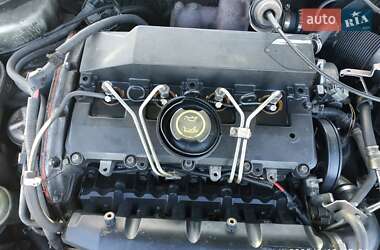 Лифтбек Ford Mondeo 2001 в 