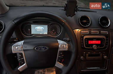 Седан Ford Mondeo 2007 в 