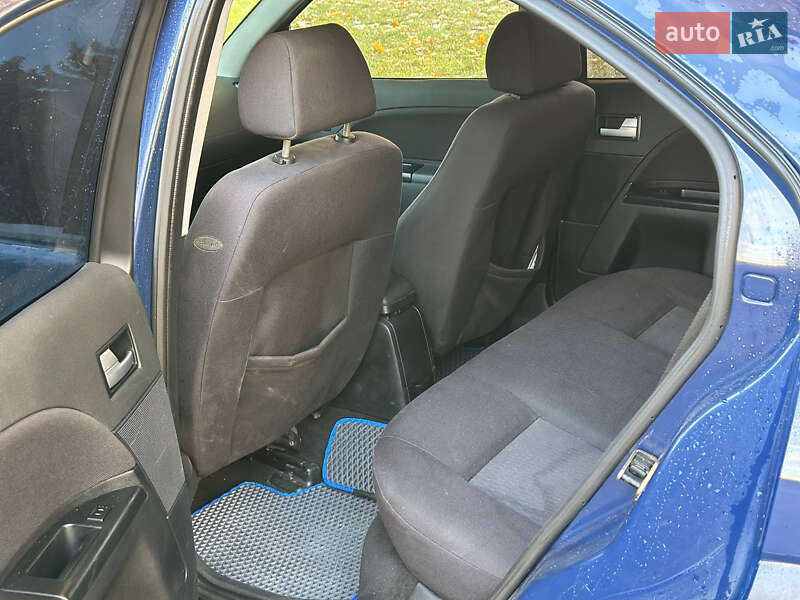 Седан Ford Mondeo 2001 в Рівному фото 9 Седан Ford Mondeo 2001 в Рівному