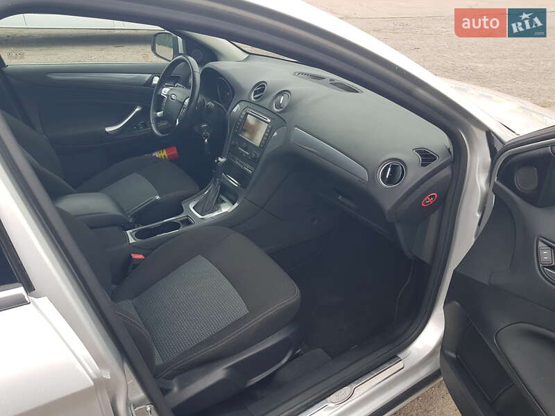 Універсал Ford Mondeo 2013 в Рівному