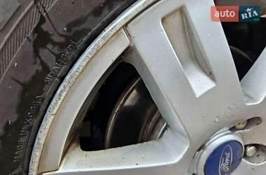 Седан Ford Mondeo 2005 в  фото 12 Седан Ford Mondeo 2005 в