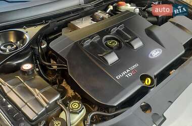 Ліфтбек Ford Mondeo 2005 в  фото 16 Ліфтбек Ford Mondeo 2005 в