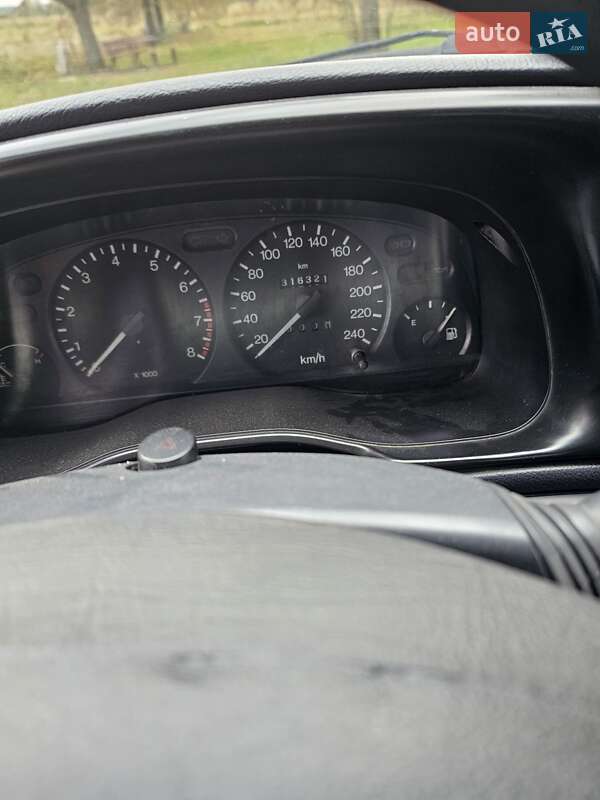 Лифтбек Ford Mondeo 1997 в Мостиске фото 4 Лифтбек Ford Mondeo 1997 в Мостиске