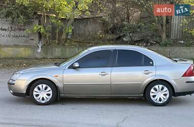 Седан Ford Mondeo 2002 в  фото 4 Седан Ford Mondeo 2002 в