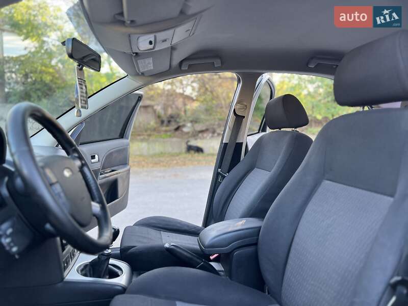 Седан Ford Mondeo 2002 в Чернівцях фото 28 Седан Ford Mondeo 2002 в Чернівцях