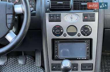 Седан Ford Mondeo 2002 в  фото 40 Седан Ford Mondeo 2002 в