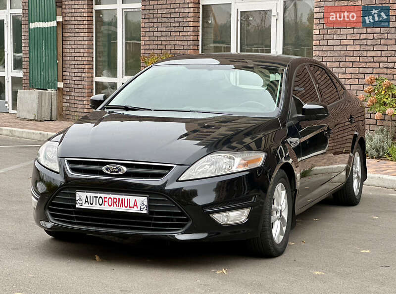Седан Ford Mondeo 2011 в Киеве