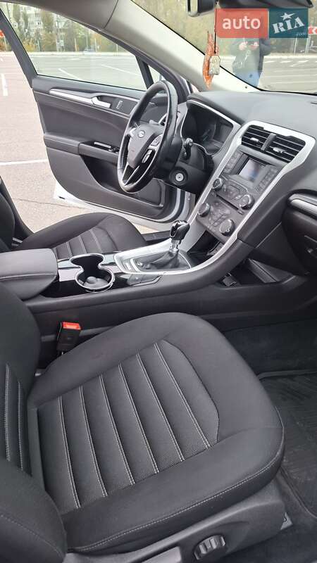 Лифтбек Ford Mondeo 2016 в Киеве