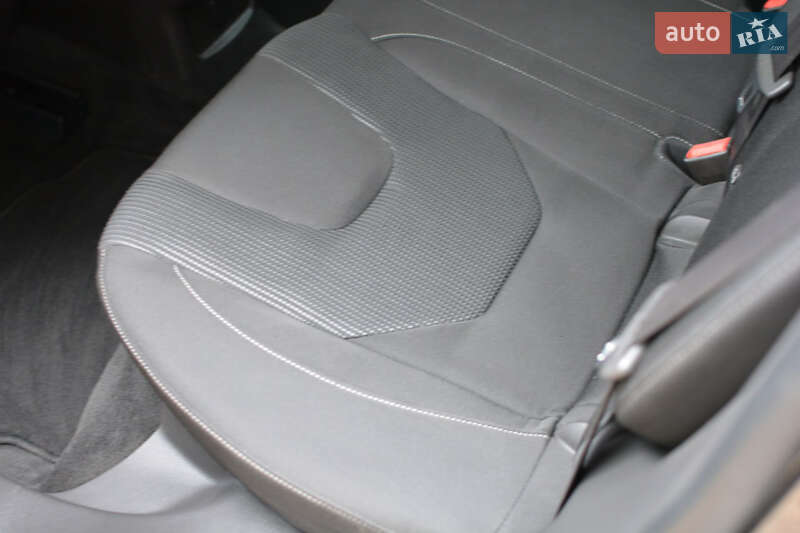 Универсал Ford Mondeo 2019 в Дрогобыче фото 66 Универсал Ford Mondeo 2019 в Дрогобыче