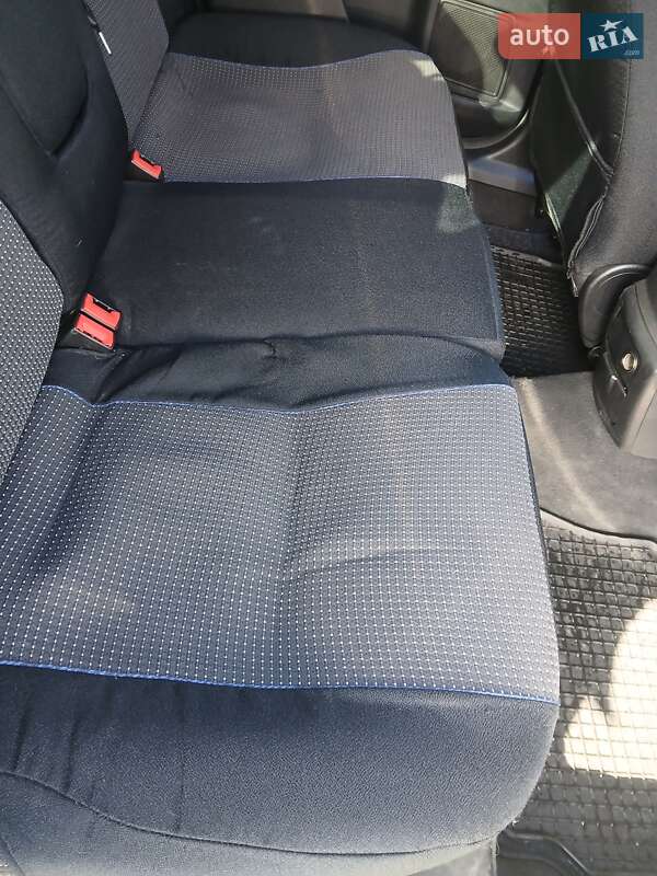 Седан Ford Mondeo 2011 в Львове