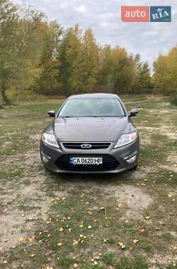Седан Ford Mondeo 2012 в Черкасах