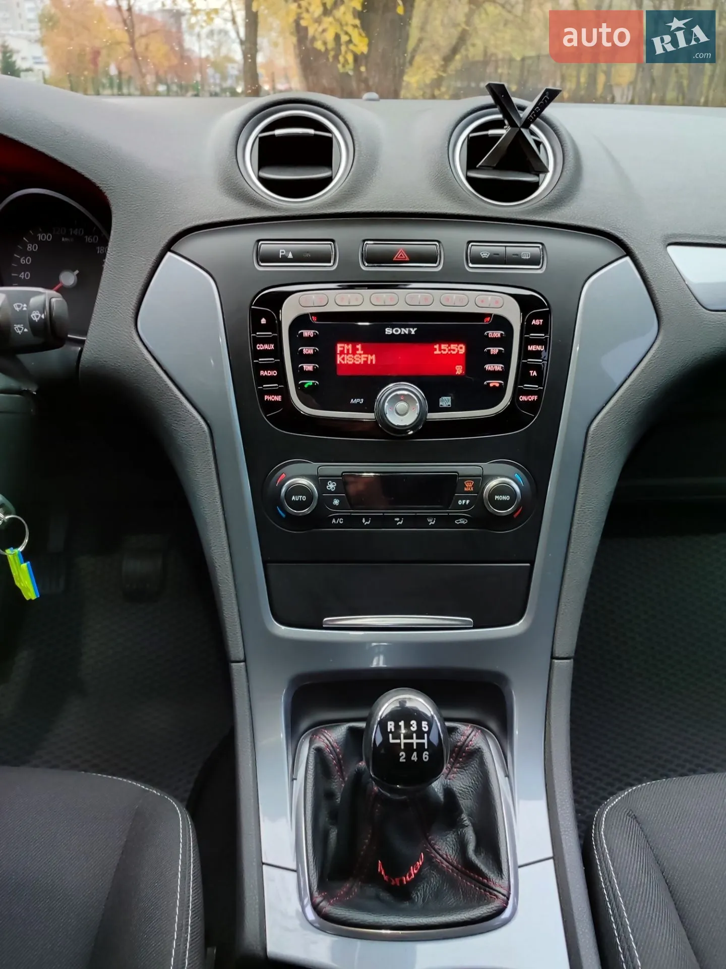 2011 Ford Mondeo - мініатюра 12
