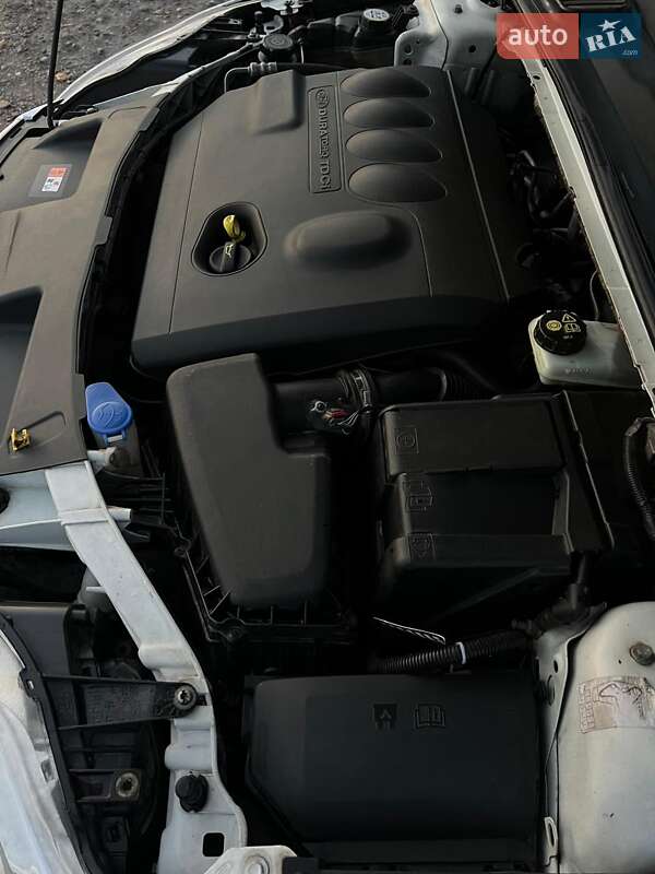 Седан Ford Mondeo 2012 в Ужгороде