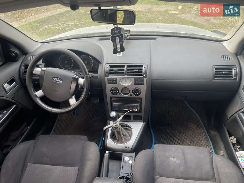 Универсал Ford Mondeo 2002 в Ивано-Франковске фото 6 Универсал Ford Mondeo 2002 в Ивано-Франковске