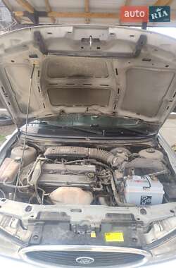Ліфтбек Ford Mondeo 1997 в Івано-Франківську