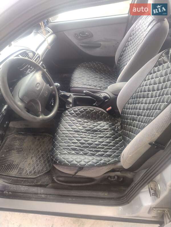 Лифтбек Ford Mondeo 1997 в Ивано-Франковске